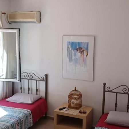 Quiet Studio Near To The Airport 1 伊拉克利翁 客房 照片