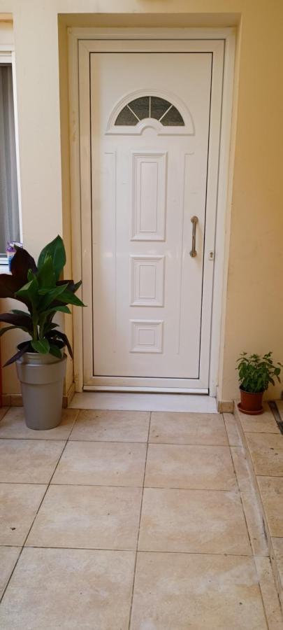 Quiet Studio Near To The Airport 1 伊拉克利翁 外观 照片